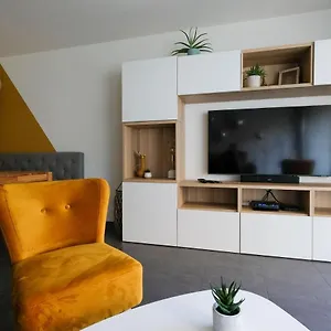 Location Commodore Apartment