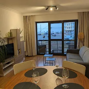https://vista-linda-leuk-appartement-vlak-bij-zeedijk-en-strand.bruges-hotels.info